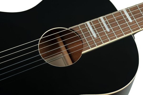 Ortega RRA-BKT Ranger Series 4/4 Nylon String Gitarre  + Bag